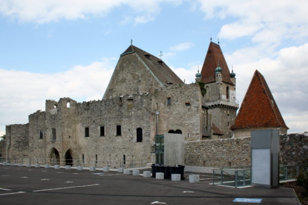 perchtoldsdorf-burgmauer