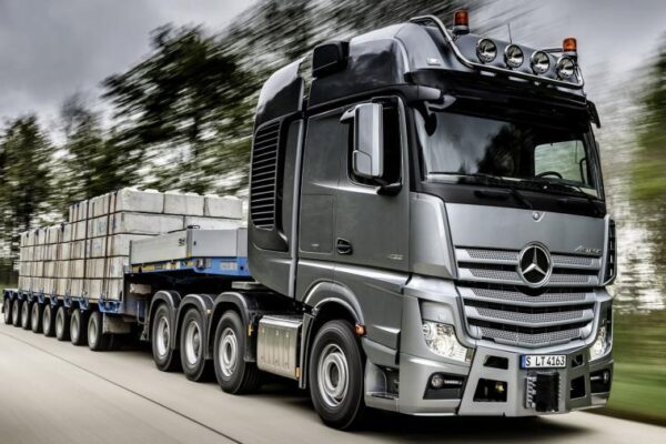 mercedes-benz-new-actros-safety